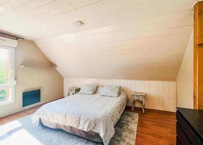 Holiday home Awesome In